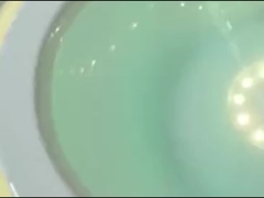 Baño pequeño de hidromasaje