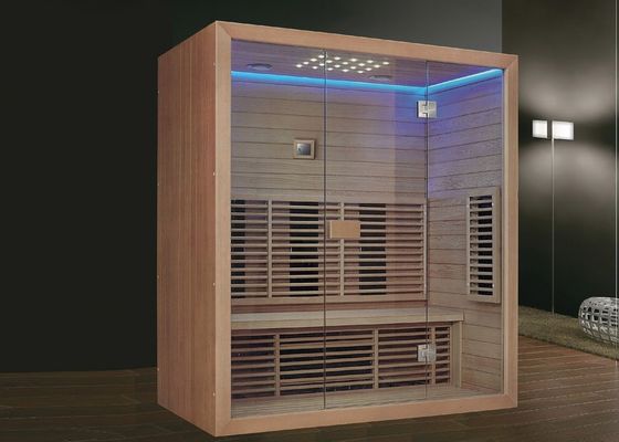 Sala de sauna con música Bluetooth para 3 personas con un banco en el interior